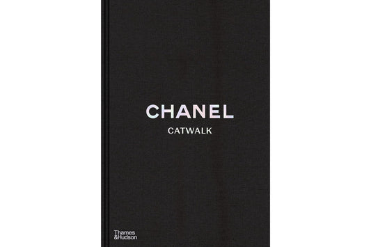 CHANEL Catwalk Book