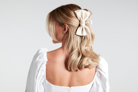 The Evie Bow Clip